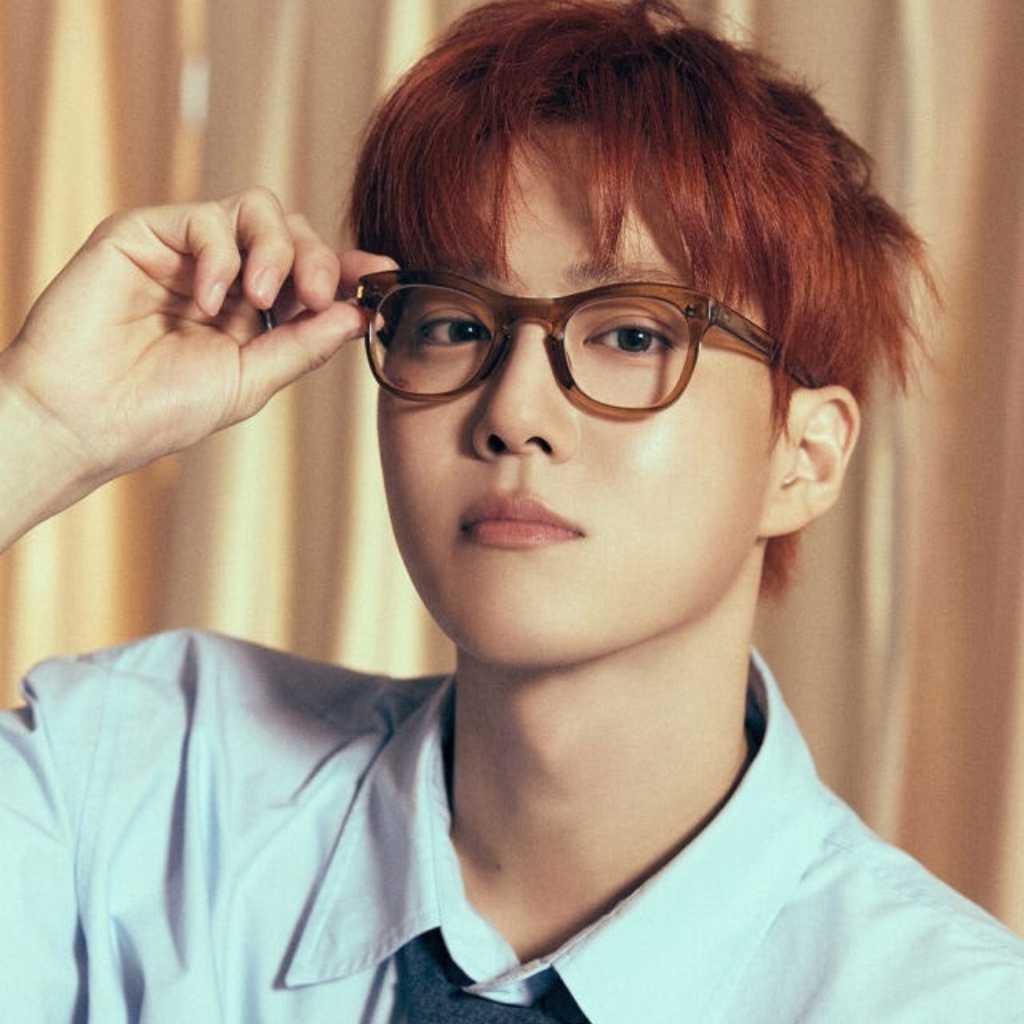 EXO スホ、収録曲「Medicine」MV公開…軽快なパフォーマンスを披露