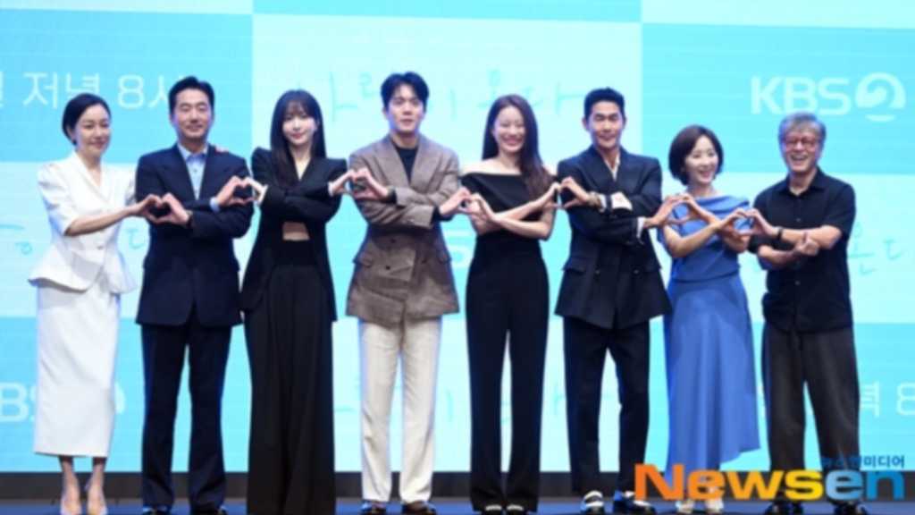 【PHOTO】EXID ハニ＆ハ・ソクジンら、新ドラマ「愛が来る」制作発表会に出席
