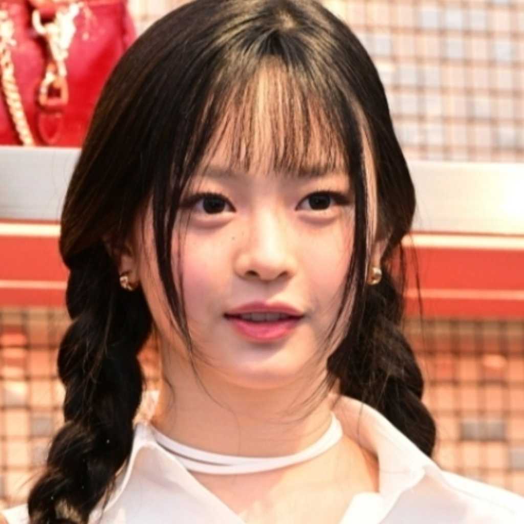 NewJeans ハニ、オーストラリアでテニスの試合を観戦?近況がキャッチ…ファンにサインも