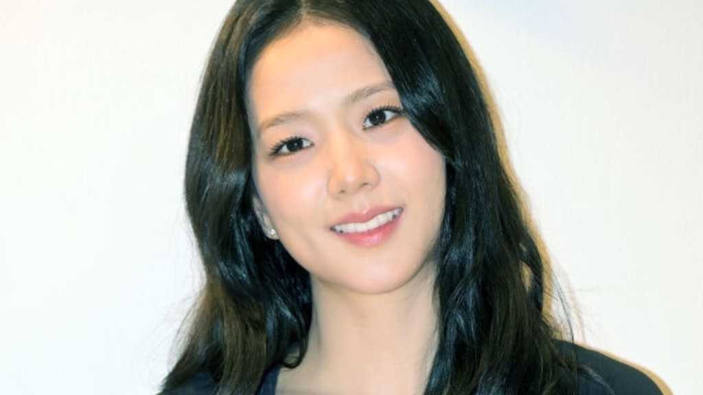 BLACKPINK ジス、転倒で脳震とう・失語症の寸前に?実姉が当時を回想(動画あり)