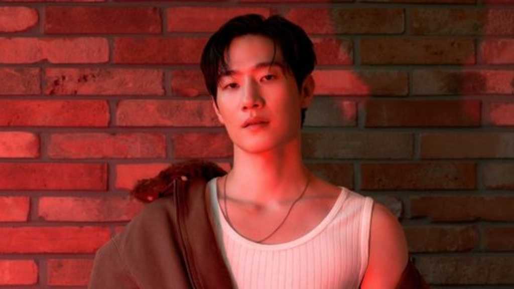 ノ・サンヒョン、強烈な眼差し!放送を控えたドラマ「21世紀の大君夫人」にも言及