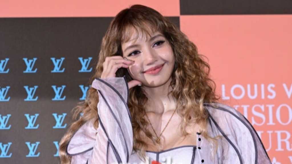 BLACKPINK リサ「2026北中米W杯」開幕式でステージ披露へ！2022年のBTS ジョングクに続き