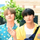 【PHOTO】イ・ハンギョル＆ナム・ドヒョンのユニットH＆D、1stミニアルバム「SOULMATE」オンラインサイン会に出席…カラフルなファッションで登場