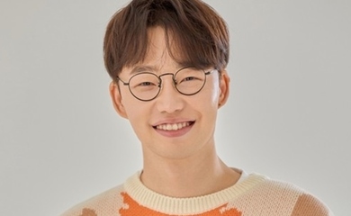 ホン・デグァン、新曲「一歩ずつ足並みを揃えて」をリリース“過去の幸せだった日々を思い出してほしい”