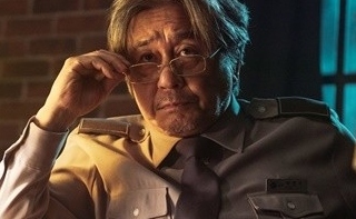 チェ・ミンシク、映画「不思議の国の数学者」でスクリーン復帰…脱北した天才数学者に変身