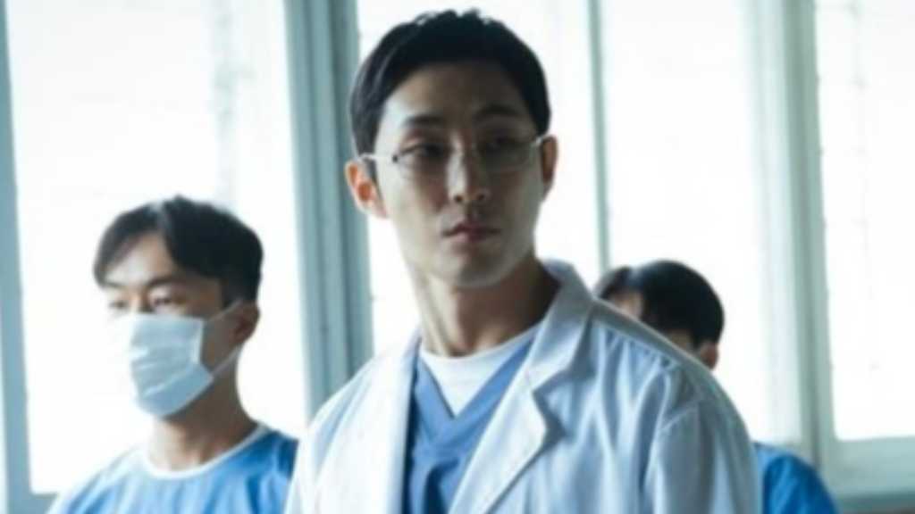 ペ・ナラ、ドラマ「捏造された都市」に特別出演!残忍なキャラクターを熱演…圧巻の演技力