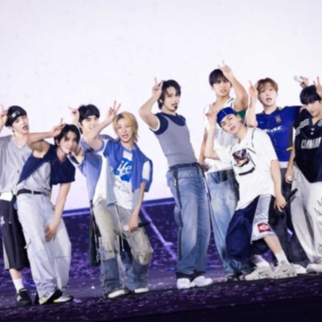 SEVENTEEN、人気K-POPカバーや互いのソロ曲をチェンジして披露も！2日間のファンミで5万8000人と交流