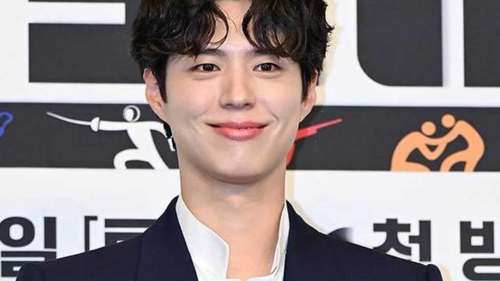 パク・ボゴム、美容師の国家資格を取得！バラエティ番組「ボゴムマジカル2」韓国で11月より放送