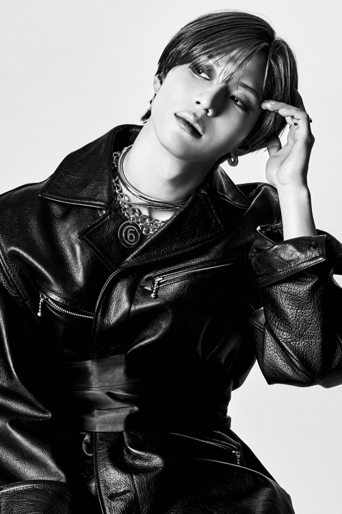 SHINee テミン ソロ ソウルコン ユニフォーム 黒ショート SHINee