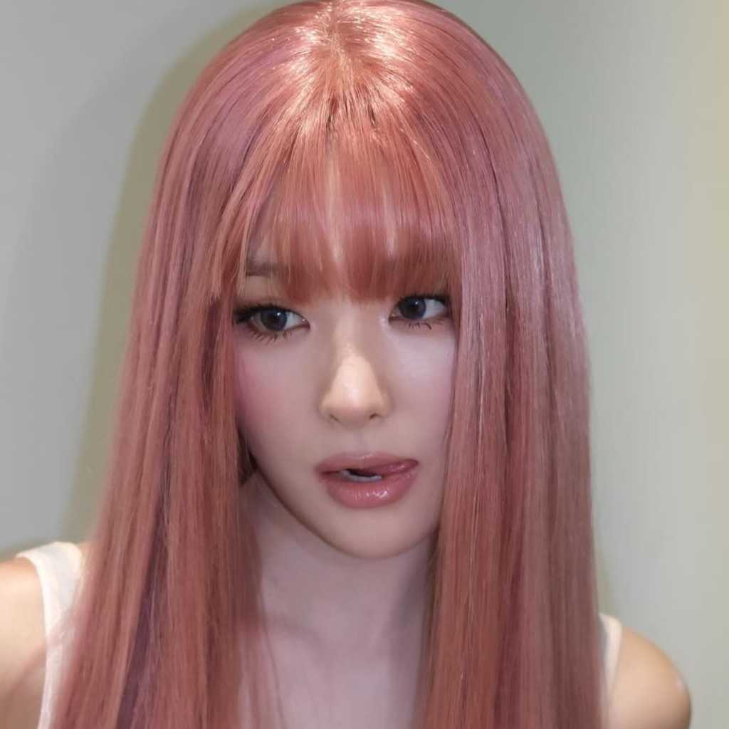 Red Velvet スルギ、可愛すぎるピンクヘアに変身！ファンからも絶賛の声