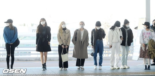 Photo Twice コンサートのため日本へ出国 しっかりとマスクをつけて空港へ 動画あり Kstyle