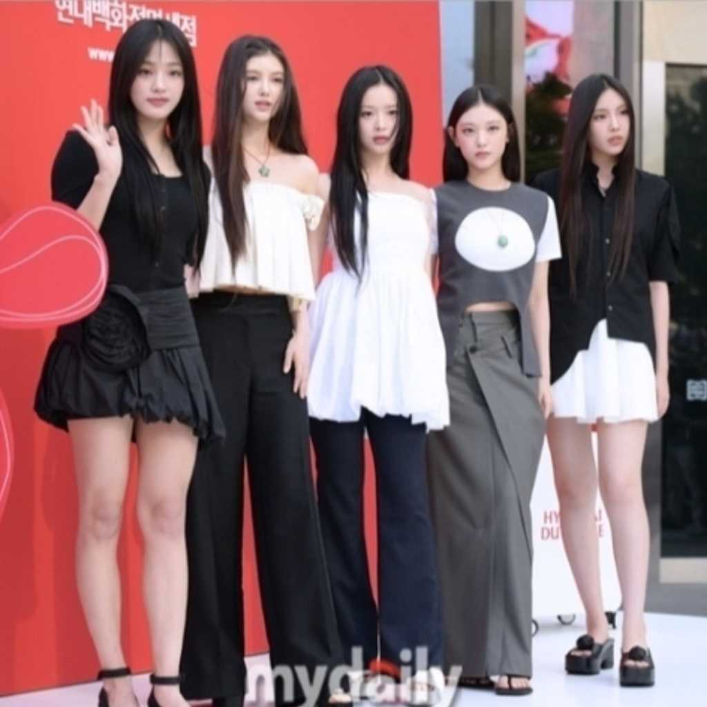 NewJeans、完全体で復帰なるか…異なる発表方法にファンからは様々な反応