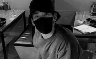 キム スヒョン 黒マスク姿でも隠しきれないビジュアル かっこいい近況ショットを公開 Kstyle