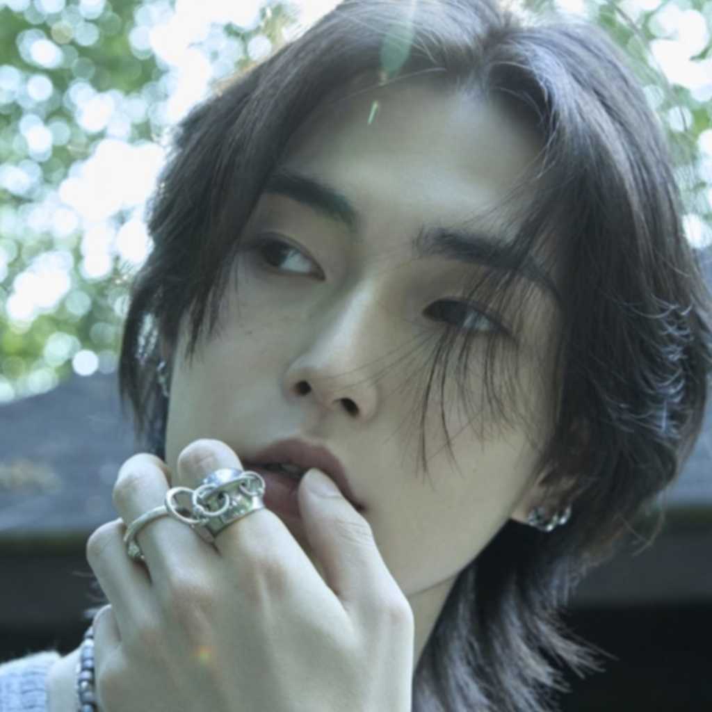 元RIIZE スンハン、7月31日にソロデビュー確定！1stシングル「Waste No Time」予告イメージを公開