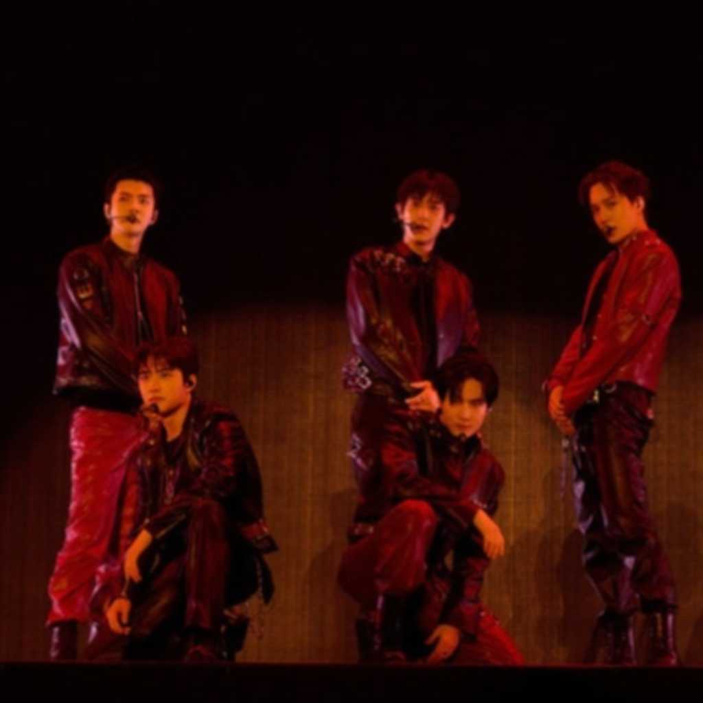 EXO、6年4ヶ月ぶりのツアーが開幕…涙でファンに感謝「一生皆さんと歩んでいきたい」