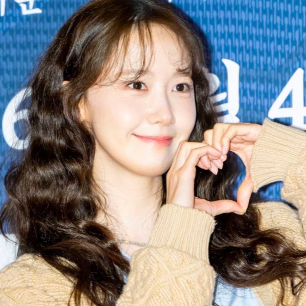 【PHOTO】少女時代 ユナ&ユリからAOA ソリュンまで、映画「王と生きる男」VIP試写会に出席