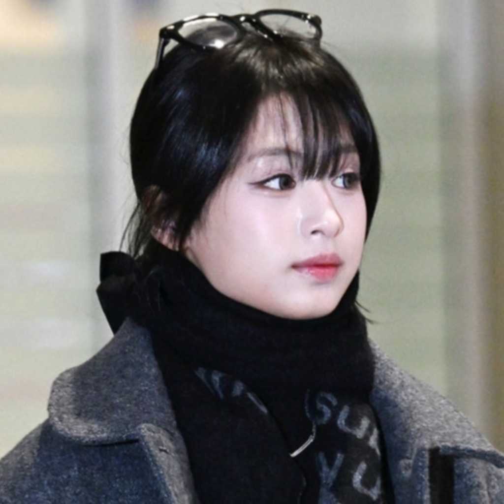 【PHOTO】BABYMONSTER アヒョン＆ローラ、ファンコンサートの台湾公演を終えて韓国に到着（動画あり）