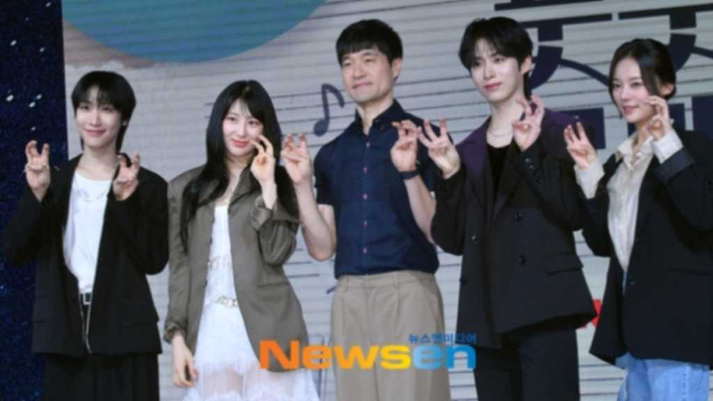 【PHOTO】ONEUS シオン＆IZ*ONE出身イ・チェヨンら「初々しいロマンス」制作発表会に出席