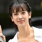 【PHOTO】BESTie カン・へヨンからMINIMANIまで、番組収録のため放送局へ…明るい笑顔