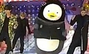 BTS（防弾少年団）×韓国の人気キャラクター“ペンス”がコラボステージを披露！出会いに感激（動画あり）