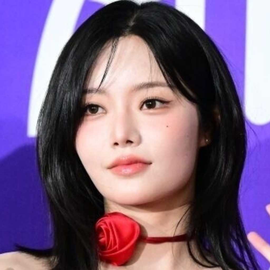 FIFTY FIFTY キナ、活動を一時中断…カムバックから1週間