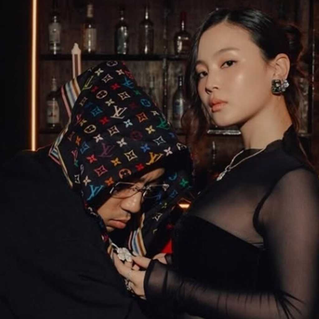 イ・ハイ＆DOK2、事実上熱愛を認める…誕生日を一緒にお祝い！密着ショットも