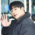 【PHOTO】ウ・ドファン「2022 MAMA AWARDS」のため日本へ…爽やかな微笑み