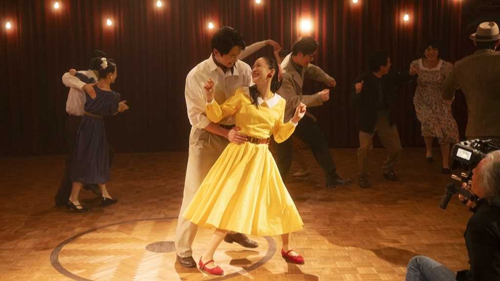イ・ジュニョン出演の日本映画「TOKYOタクシー」ビハインドフォト公開…蒼井優とのキスシーンにも期待