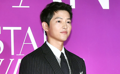 【PHOTO】ソン・ジュンギ「2022 APAN STAR AWARDS」レッドカーペットに登場