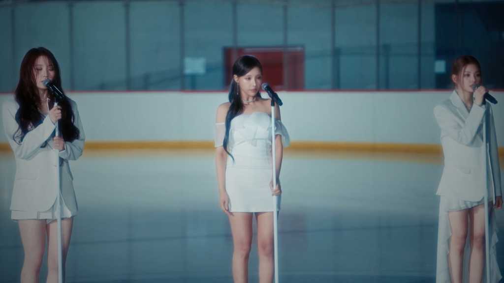 LIGHTSUM チョウォン&サンア&ジュヒョン、新曲「美しくも悲しい」ライブクリップ映像を公開