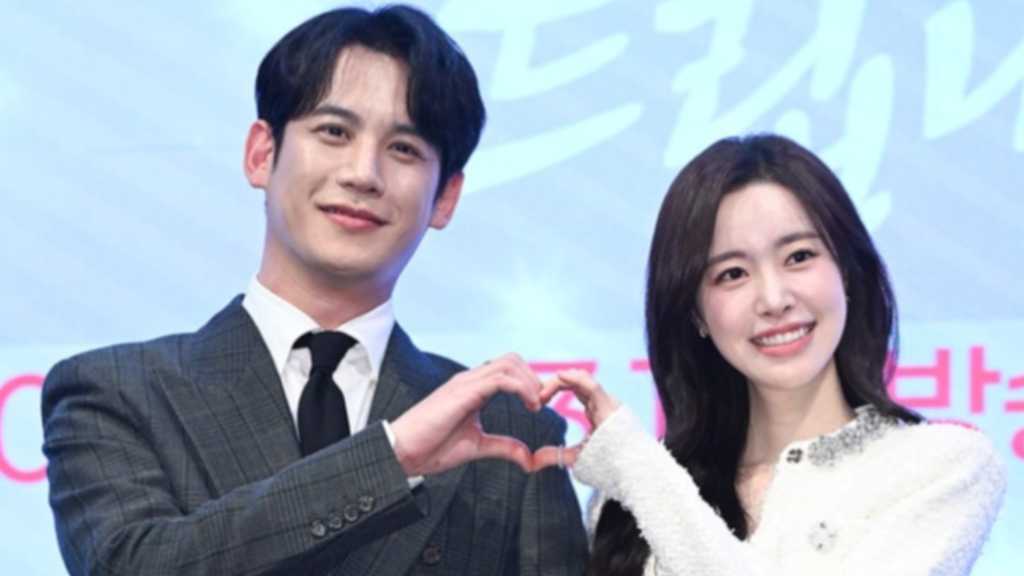 パク・ギウン、チン・セヨンと14年ぶりに再共演！プライベートで交流も「僕の美術展に来てくれた」