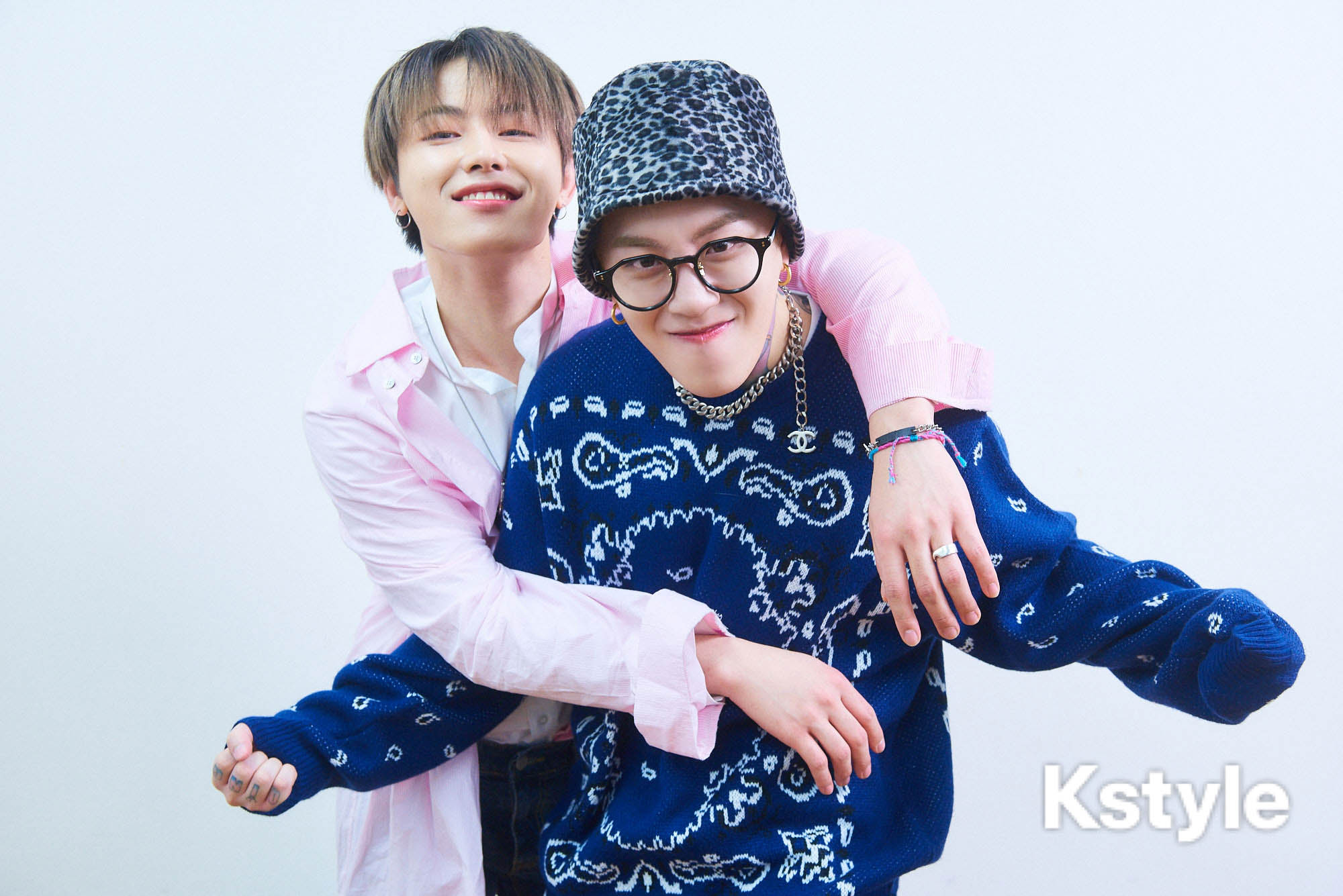 PHOTO】Block B テイル＆ユグォンによるユニットT2U「僕はJ-ROCKが好き…ラルクやB'zも大好き」 - Kstyle