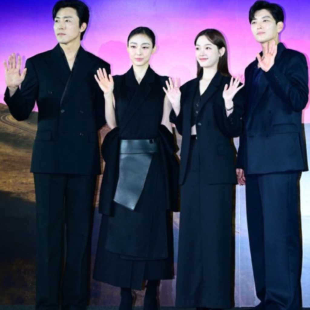 【PHOTO】チョン・ソニ&イ・ユミら、Netflix「あなたが殺した」制作発表会に出席