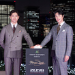 【REPORT】東方神起、東京ミッドタウン日比谷を赤一色に！イルミネーション点灯式で「この光のようにファンを照らしたい」