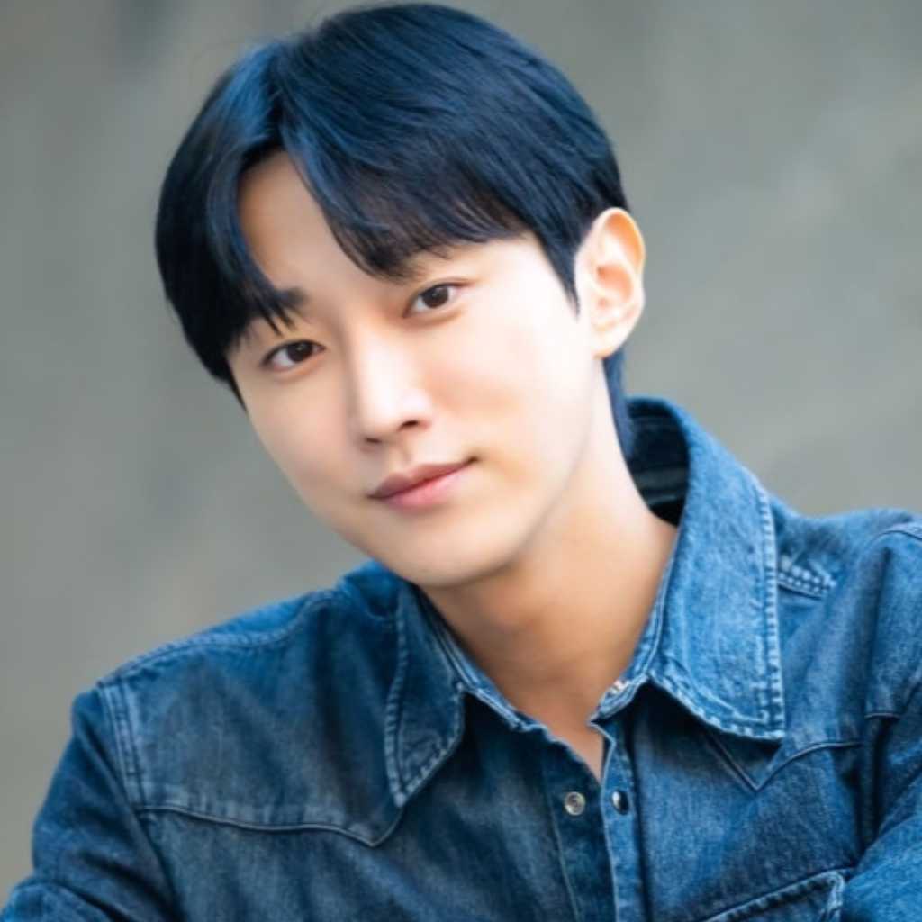 【PHOTO】ドラマ「優しい女 プ・セミ」ジニョン、インタビューで見せた洗練された魅力