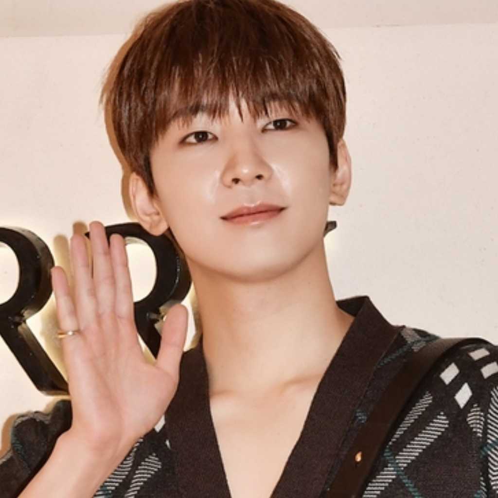 “入隊中”SEVENTEEN ウォヌ、誕生日を迎え自作曲「峠」を公開…ファンへの愛情をアピール