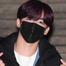 【PHOTO】WEi キム・ヨハン、ラジオ番組の収録に参加…笑顔で登場（動画あり）