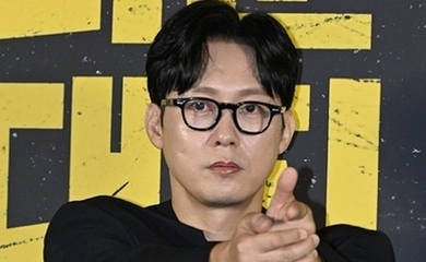 パク・ビョンウン、映画「汚い金には手を出すな」クランクアップから5年で公開に“観てもらうのが楽しみ”