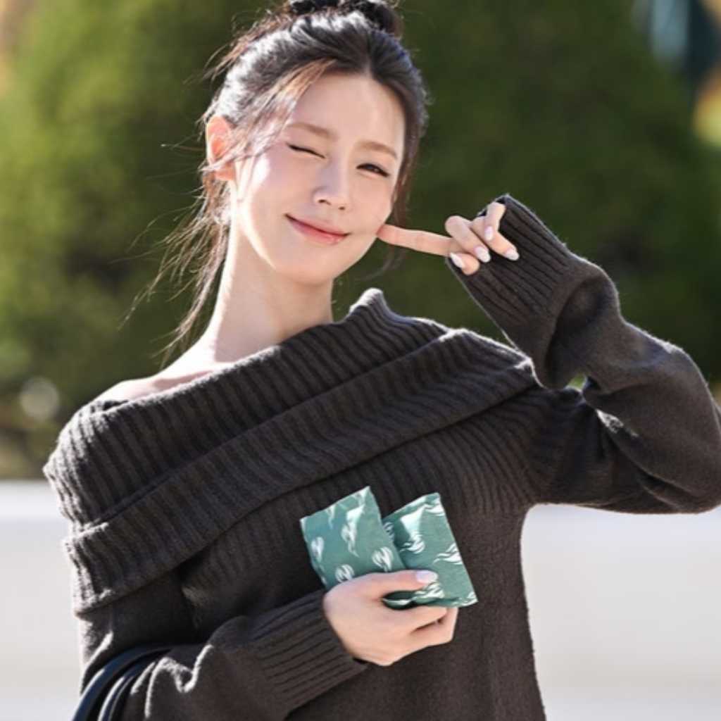 【PHOTO】i-dle ミヨン、ラジオ出演のため放送局へ…溢れる透明感