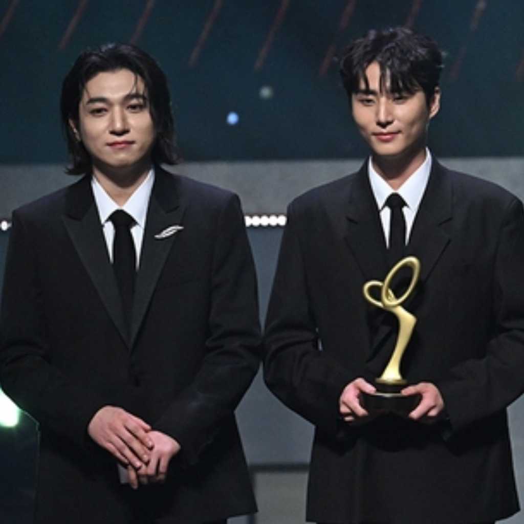 DAY6、デビュー10周年記念アルバム「The DECADE」スケジューラーを公開！豊富な予告コンテンツに期待