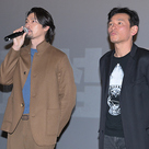 【PHOTO】ファン・ジョンミン&ヒョンビン&カン・ギヨンら、映画「極限境界線 救出までの18日間」舞台挨拶に出席…ファンと握手する姿も