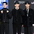 【PHOTO】TNX「Hanteo Music Awards 2022」レッドカーペットに登場