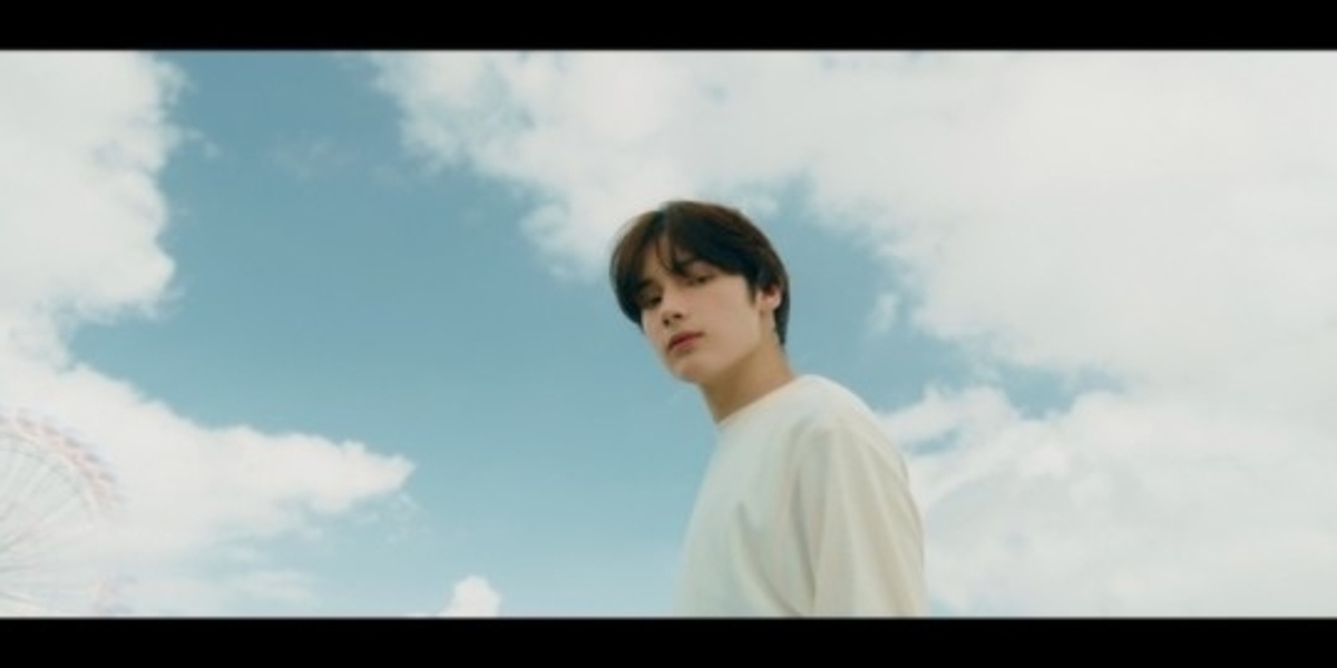 TXT   Blue hour ヒュニンカイ   ラキドロ TOMORROW X TOGETHER、タイトル曲「Blue Hour」ヒュニンカイの