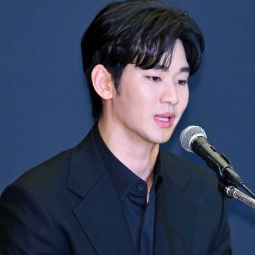 キム・スヒョン、国科捜にキム・セロンさんとのメッセージの分析を要請「証拠が操作された可能性が高い」