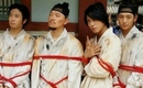 「三銃士」CNBLUE ジョン・ヨンファ＆イ・キョン＆ヤン・ドングン＆チョン・ヘイン、縄で縛られた理由とは？