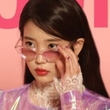 IU、ヒット曲「ピッピッ」「Blueming」のMV再生回数がそれぞれ2億回＆1億回を突破