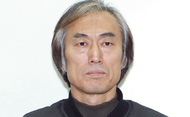 チョ・ドクジェ、セクハラ容疑に続き…女優への名誉毀損の疑いで懲役1年2ヶ月の実刑判決