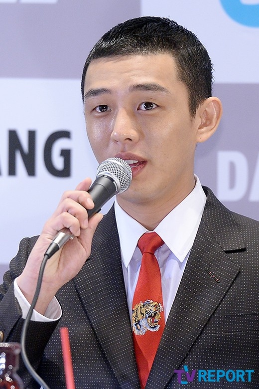 ユ アイン 昨年11月には 鎖骨骨折 していたと報じられる Kstyle