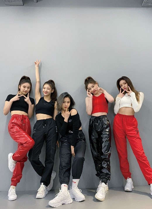 Itzy 新曲 Wannabe ダンス練習動画が再生回数1000万回を突破 キレのあるダンスを披露 動画あり Kstyle