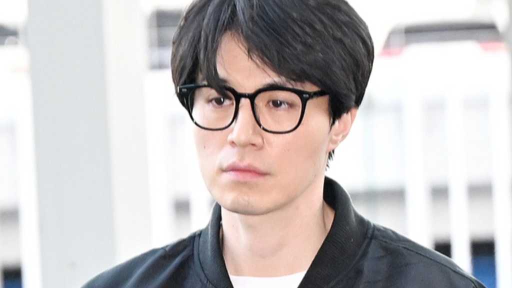 【PHOTO】イ・ドンウク、ファンミーティングのため台湾へ出国（動画あり）